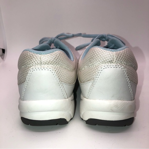 Vionic Kona Womens sneaker size 7.5 (white/baby blue) w 1st rayTechnology - Picture 5 of 7